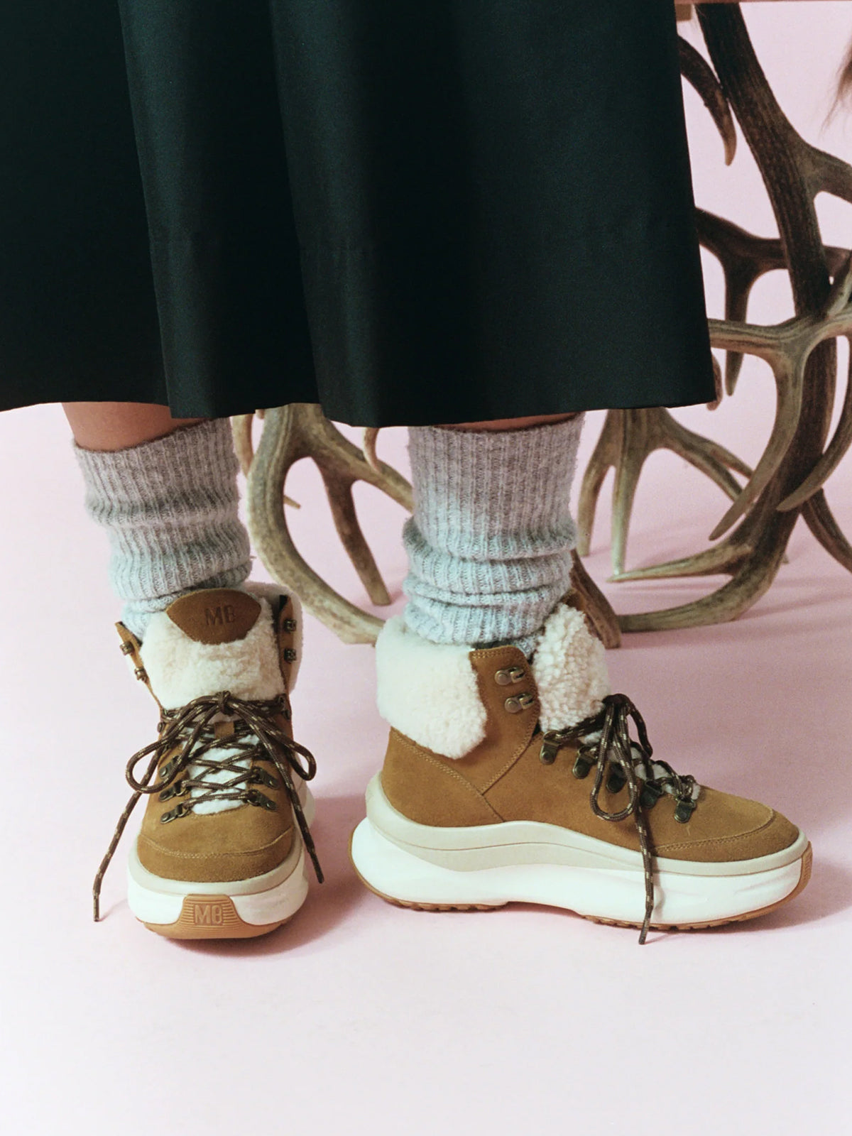 SNEAKER MOON247 CITY MID BEIGE IN SHEARLING