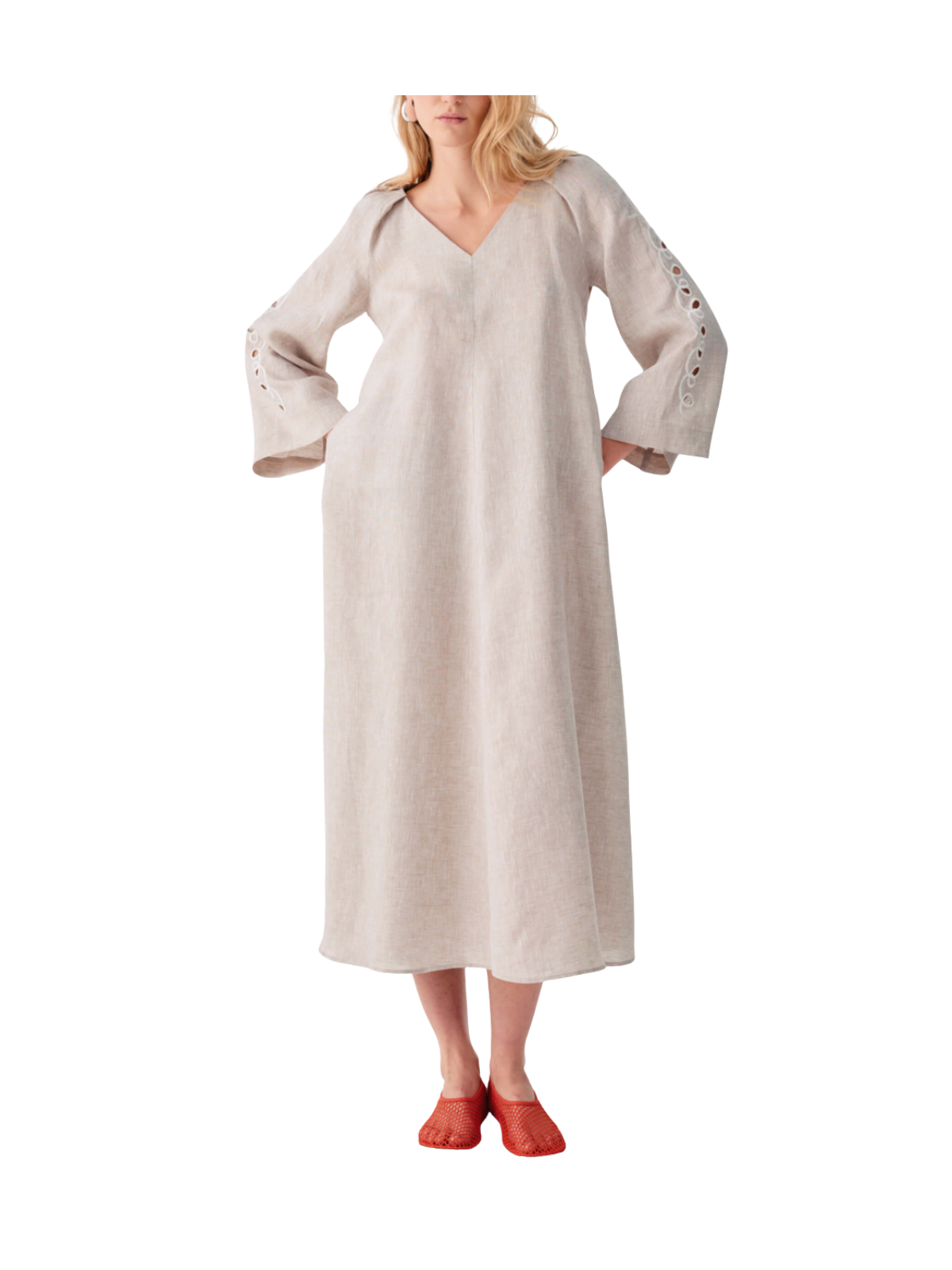 Abito in lino con ricami