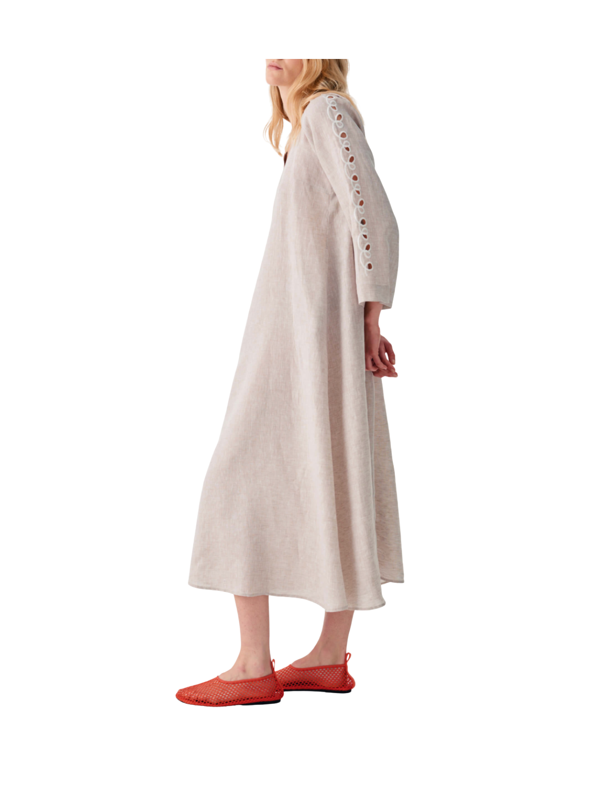 Abito in lino con ricami