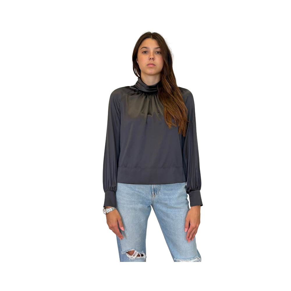Blusa high neck