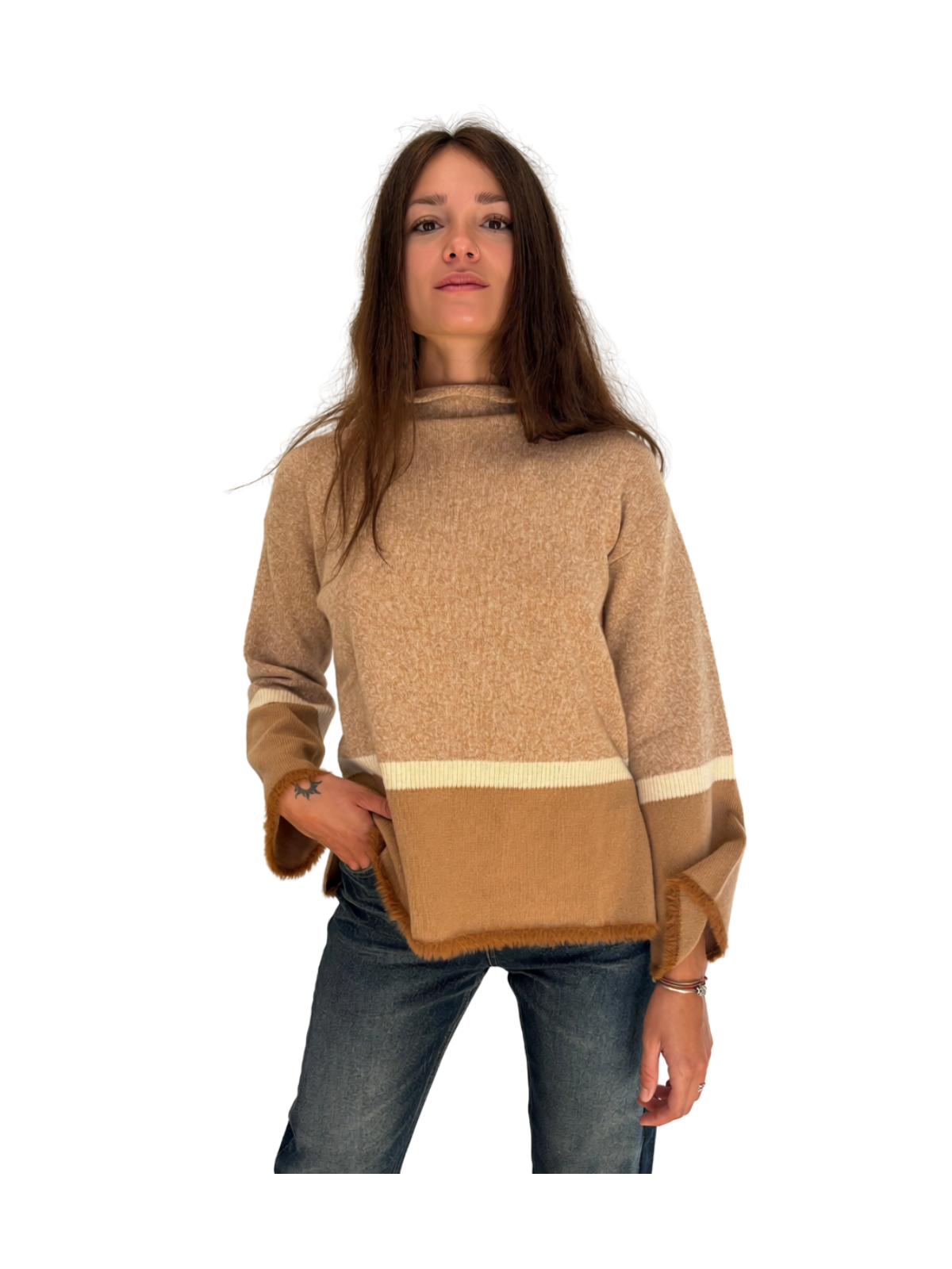 MAGLIA LUPETTO CON SPACCHI